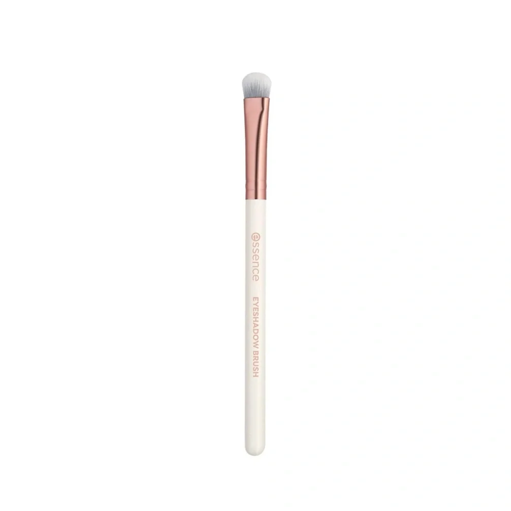 Essence eyeshadow brush